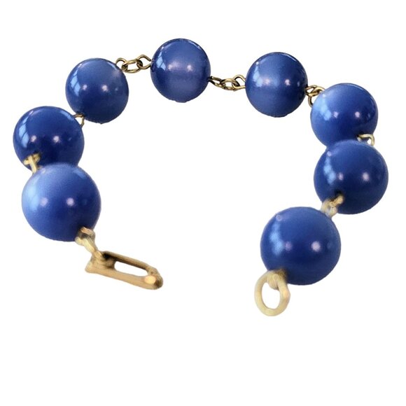 Gold Tone Vintage Round Lucite Moonstone Bead Bracelet 8" Long, L147 - Picture 2 of 7